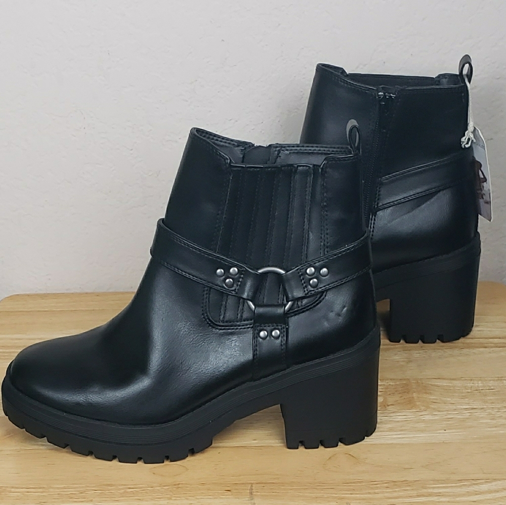 Sincerely‎ Jules Black Faux Leather Buckle Strap Chunky Ankle Boots Womens 10M